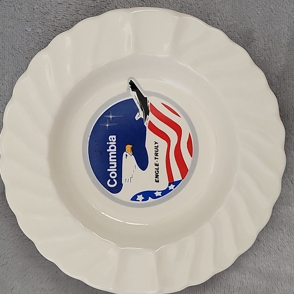 Vintage Ash Tray Space Shuttle Columbia